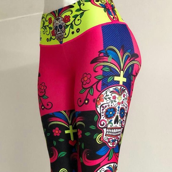 Colombian leggings sizes S/M or L/XL - Picture 3 of 3